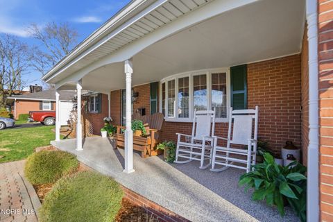 Tiny photo for 130 Oakland Avenue, Findlay, OH 45840 (MLS # 10005076)