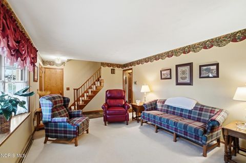 Tiny photo for 130 Oakland Avenue, Findlay, OH 45840 (MLS # 10005076)