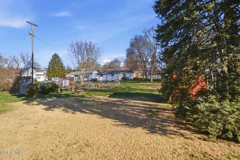 Tiny photo for 130 Oakland Avenue, Findlay, OH 45840 (MLS # 10005076)