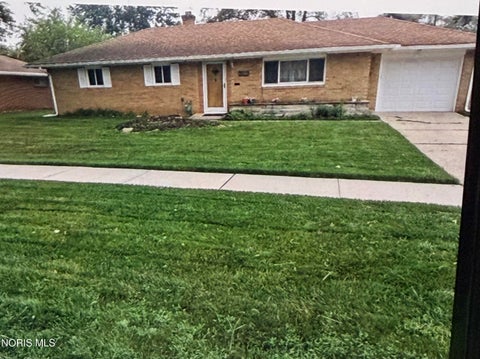 Photo of 3522 Victory Avenue, Toledo, OH 43607 (MLS # 10012995)