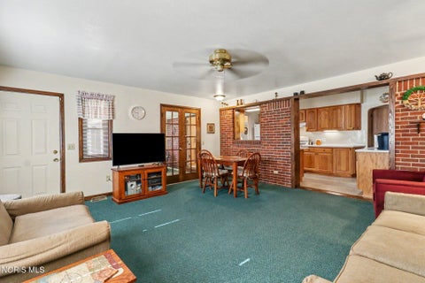 Tiny photo for 4854 Clover Lane, Toledo, OH 43623 (MLS # 10009318)