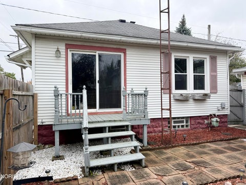 Tiny photo for 612 Thurston Street, Toledo, OH 43605 (MLS # 10014760)