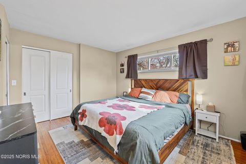 Tiny photo for 1626 Glenfield Lane, Toledo, OH 43614 (MLS # 10002363)