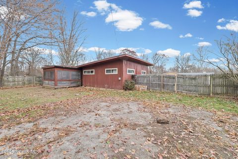 Tiny photo for 1626 Glenfield Lane, Toledo, OH 43614 (MLS # 10002363)