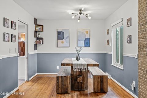 Tiny photo for 1626 Glenfield Lane, Toledo, OH 43614 (MLS # 10002363)