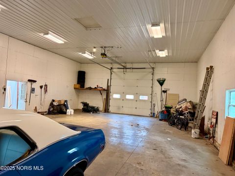 Tiny photo for 1001 Oak Street, Woodville, OH 43469 (MLS # 10002464)