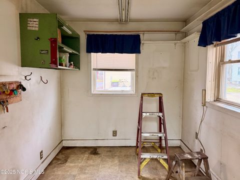 Tiny photo for 1001 Oak Street, Woodville, OH 43469 (MLS # 10002464)