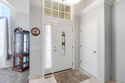 Tiny photo for 2214 Woods Edge Court, Toledo, OH 43615 (MLS # 10012692)