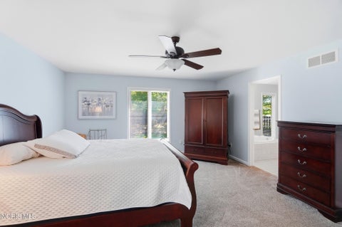 Tiny photo for 2214 Woods Edge Court, Toledo, OH 43615 (MLS # 10012692)