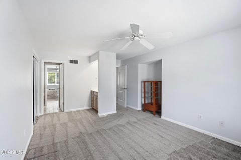 Tiny photo for 2214 Woods Edge Court, Toledo, OH 43615 (MLS # 10012692)