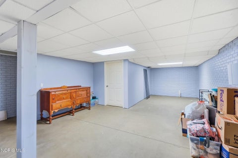 Tiny photo for 2214 Woods Edge Court, Toledo, OH 43615 (MLS # 10012692)