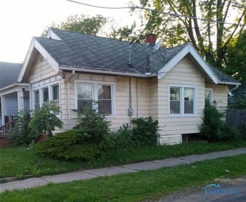 Homes For Sale - 2002 Brame Place<br/> Lucas County, Toledo, OH 43613