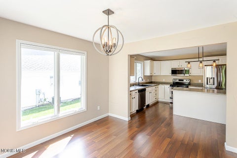 Tiny photo for 4820 Laurel Hill Place, Toledo, OH 43614 (MLS # 10012679)