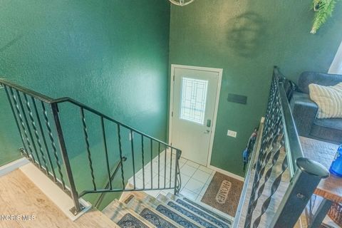 Tiny photo for 2637 Coveview Drive, Toledo, OH 43611 (MLS # 10008263)