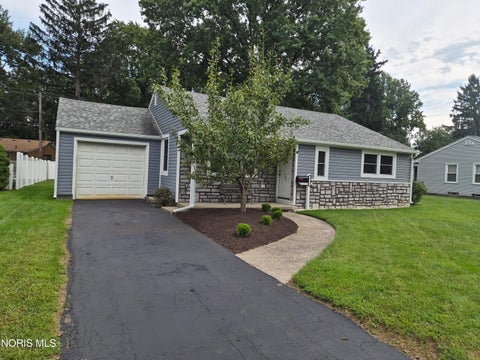 Photo of 2732 Jodore Avenue, Toledo, OH 43606 (MLS # 10012948)