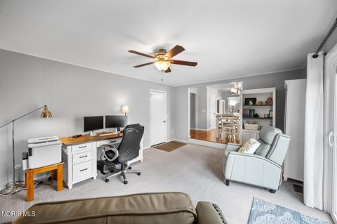 Tiny photo for 7817 Shaftesbury Drive, Sylvania, OH 43560 (MLS # 10004355)