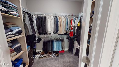 Tiny photo for 8320 Sycamore Woods Lane, Holland, OH 43528 (MLS # 10006963)