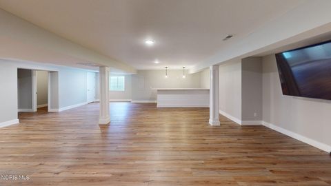 Tiny photo for 8320 Sycamore Woods Lane, Holland, OH 43528 (MLS # 10006963)