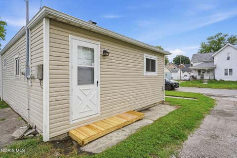 Tiny photo for 516 Maple Street, Fostoria, OH 44830 (MLS # 10011694)