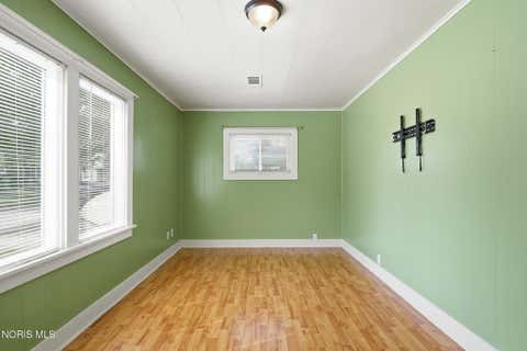 Tiny photo for 516 Maple Street, Fostoria, OH 44830 (MLS # 10011694)