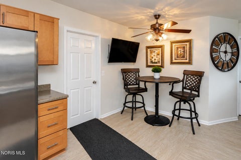 Tiny photo for 4805 Paisley Road, Toledo, OH 43615 (MLS # 10013623)
