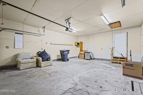 Tiny photo for 1421 Conneaut Avenue, Bowling Green, OH 43402 (MLS # 10005799)