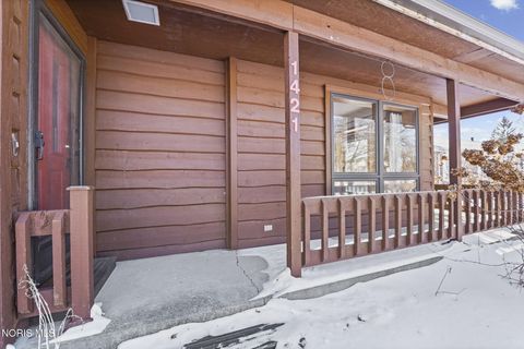 Tiny photo for 1421 Conneaut Avenue, Bowling Green, OH 43402 (MLS # 10005799)