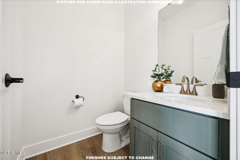 Tiny photo for 980 Stoneleigh Road, Perrysburg, OH 43551 (MLS # 10006888)