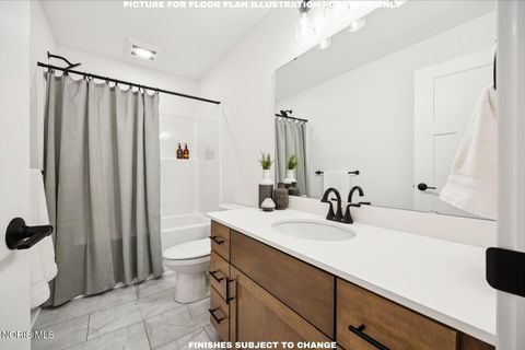 Tiny photo for 980 Stoneleigh Road, Perrysburg, OH 43551 (MLS # 10006888)