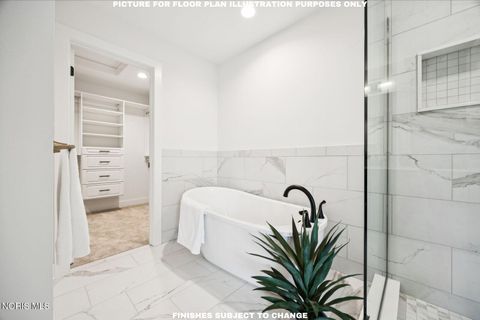 Tiny photo for 980 Stoneleigh Road, Perrysburg, OH 43551 (MLS # 10006888)