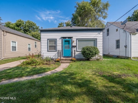 Photo of 3309 Sherbrooke Road, Toledo, OH 43606 (MLS # 10013719)