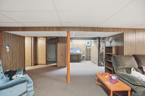 Tiny photo for 5874 Taylor Avenue, Walbridge, OH 43465 (MLS # 10005608)