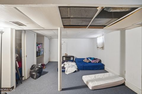 Tiny photo for 5874 Taylor Avenue, Walbridge, OH 43465 (MLS # 10005608)