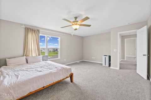 Tiny photo for 199 Valley Hall Drive, Perrysburg, OH 43551 (MLS # 10008926)