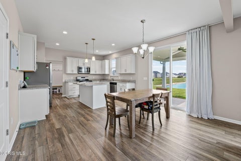 Tiny photo for 199 Valley Hall Drive, Perrysburg, OH 43551 (MLS # 10008926)