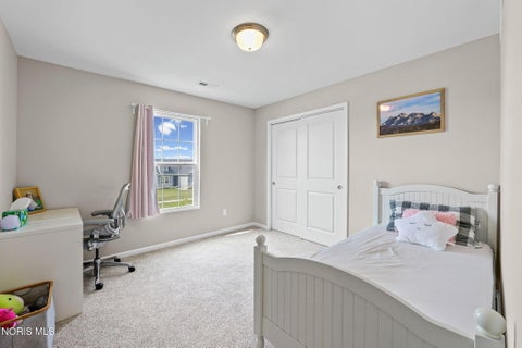 Tiny photo for 199 Valley Hall Drive, Perrysburg, OH 43551 (MLS # 10008926)