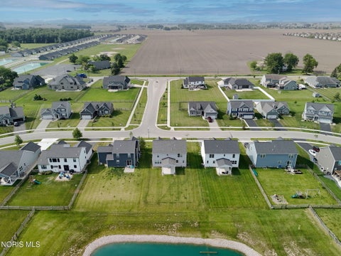 Tiny photo for 199 Valley Hall Drive, Perrysburg, OH 43551 (MLS # 10008926)