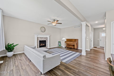 Tiny photo for 199 Valley Hall Drive, Perrysburg, OH 43551 (MLS # 10008926)