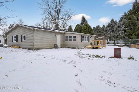 Tiny photo for 520 W North Street, McClure, OH 43534 (MLS # 10003321)