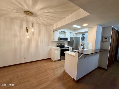 Tiny photo for 5713 Tibaron Lane #Apt 104, Toledo, OH 43615 (MLS # 10008619)