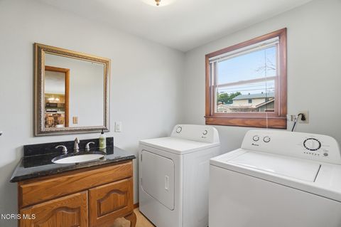 Tiny photo for 3906 Sylvanwood Drive, Sylvania, OH 43560 (MLS # 10005997)