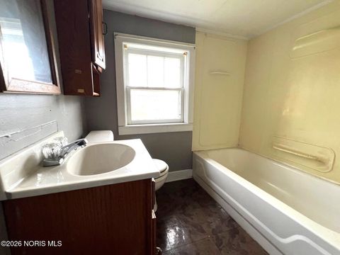 Tiny photo for 716 Marseilles Avenue, Upper Sandusky, OH 43351 (MLS # 10002931)