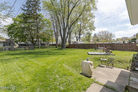Tiny photo for 1961 Colony Drive, Toledo, OH 43614 (MLS # 10007125)