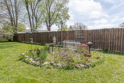 Tiny photo for 1961 Colony Drive, Toledo, OH 43614 (MLS # 10007125)