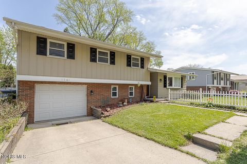 Tiny photo for 1961 Colony Drive, Toledo, OH 43614 (MLS # 10007125)