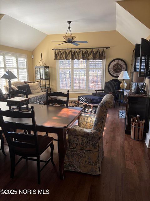 Tiny photo for 3848 Ravine Hollow Court, Maumee, OH 43537 (MLS # 10002161)