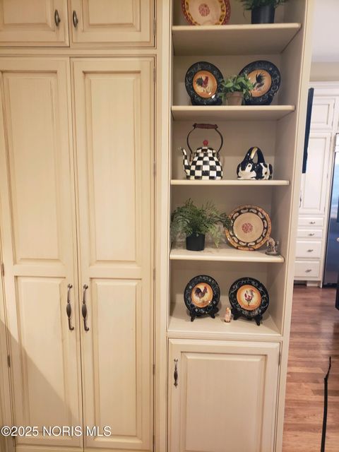 Tiny photo for 3848 Ravine Hollow Court, Maumee, OH 43537 (MLS # 10002161)