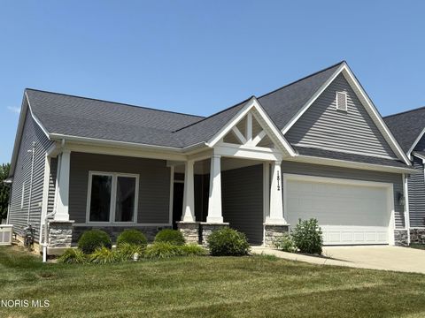 Photo of 1812 Hidden Ridge Drive, Perrysburg, OH 43551 (MLS # 10009943)