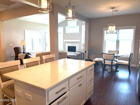 Tiny photo for 1812 Hidden Ridge Drive, Perrysburg, OH 43551 (MLS # 10009943)