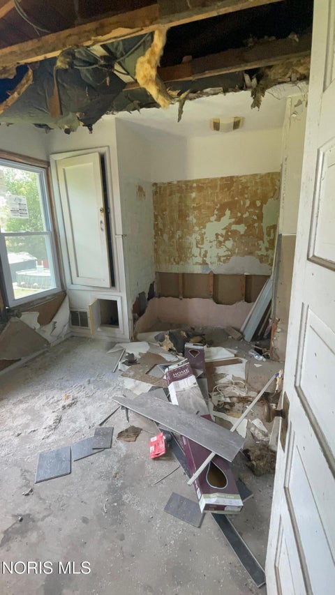 Tiny photo for 1401 Foster Avenue, Toledo, OH 43606 (MLS # 10012775)